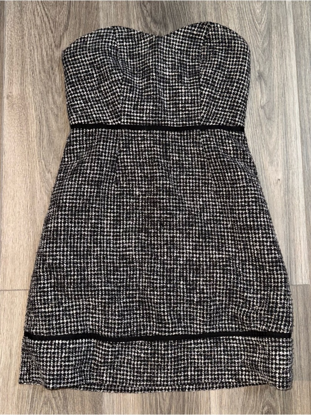 Kimchi Blue Tweed Strapless Mini Dress Size 2 Chic Classic Gossip Girl Preppy